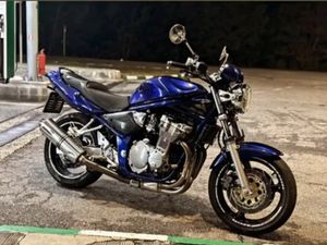 SUZUKI BANDIT →