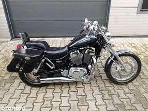 SUZUKI INTRUDER
