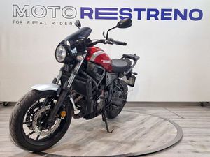 YAMAHA XSR700