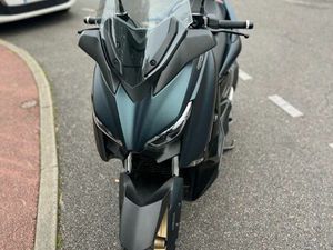 XMAX TECH MAX 300 2022