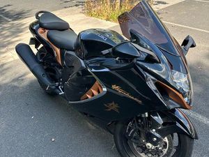 SUZUKI GSXR 1300 HAYABUSA NOIR/OR