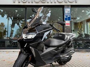 BMW - C 400 GT