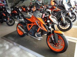 KTM - 1290 SUPER DUKE R