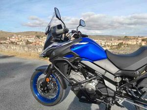 SUZUKI - V-STROM 650 XT