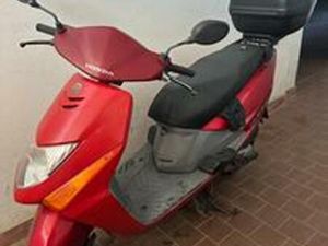 SCOOTER HONDA LEAD