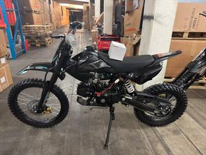 DIRT BIKE 125 CC E+K WIE NEU !! HAWK