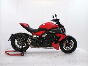 DUCATI DIAVEL V4