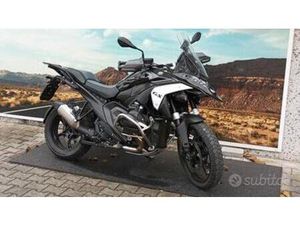 BMW R 1300 GS TRIPLE BLACK MY25