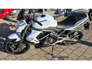 VENDO KAWASAKI ER-6N (2009 - 11) USATA A SALUZZO (CODICE 9899180) - MOTO.IT