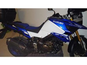 VENDO SUZUKI V-STROM 1050DE (2023 - 24) USATA A LEGNAGO (CODICE 9899401) - MOTO.IT