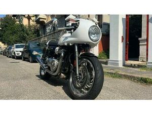 VENDO TRIUMPH THRUXTON 1200 (2016) USATA A POZZUOLI (CODICE 9900943) - MOTO.IT