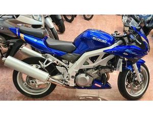 VENDO SUZUKI SV 1000 USATA A PRATO (CODICE 9896432) - MOTO.IT