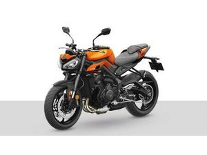 VENDO TRIUMPH STREET TRIPLE 765 R (2023 - 25) USATA A LIVORNO (CODICE 9898506) - MOTO.IT