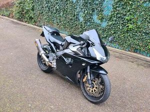 ② CBR 954RR FIREBLADE