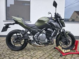 4000KM - AKRAPOVIC SPORTUITLAAT - A2 MOGELIJK!