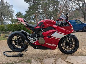 DUCATI PANIGALE V4 FULL ÉQUIPÉE COMME UNE S