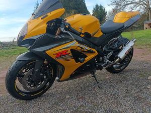 GSXR1000 K7