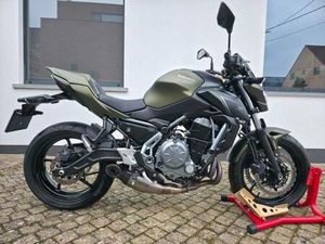 ② KAWASAKI Z650 - 4000KM - AKRAPOVIC UITLAAT - A2 MOGELIJK!