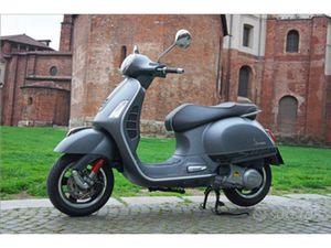 VESPA 300 GTS SUPER SPORT ABS