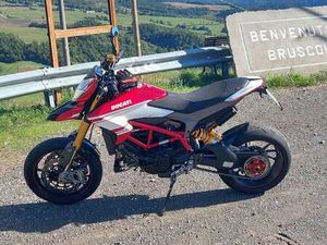 DUCATI HYPERMOTARD 939 SP ROSSO
