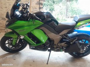 KAWASAKI Z1000SX ABS