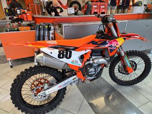 MOTO NEUVE: KTM 250 SX-F ADAMO