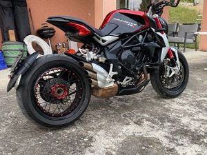 MV AGUSTA 800 DRAGSTER RR