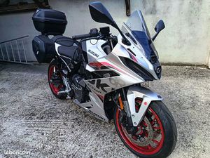SUZUKI GSX8R - PERMIS A2 - 4400 KMS
