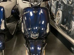 SUPERBE SCOOTER 125 LIKE KYMCO 5110 KMS