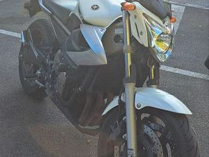 YAMAHA XJ6 2009