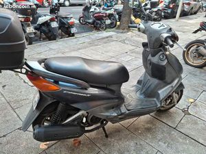 SCOOTER 125 CYGNUS