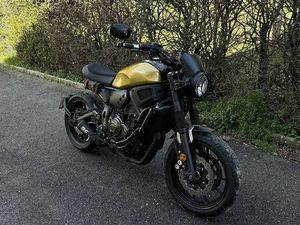 YAMAHA XSR 700 CAFÉ RACER UNIQUE