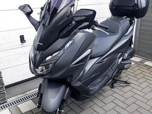 HONDA FORZA 125 ABS SCHWARZ MATT TÜV BIS 10/2026 NEUWERTIG