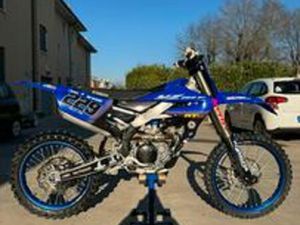YAMAHA YZ250F
