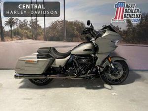 HARLEY-DAVIDSON ROAD GLIDE CVO 121'' — MOTOREN | HARLEY-DAVIDSON — MARKTPLAATS