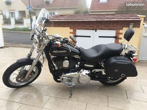 HARLEY DAVIDSON DYNA