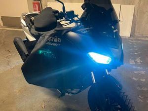 ② APRILIA SR GT 125 - 2022 - 22K KM