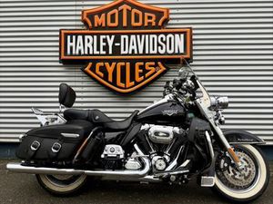 HARLEY-DAVIDSON TOURING ROAD KING 1690 CLASSIC 2010 1690 CM3 | MOTO ROUTIÈRE | 39 975 KM | NOIR | 31200 TOULOUSE