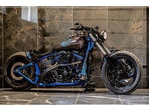 HARLEY-DAVIDSON CUSTOM ROCKER FXCWC