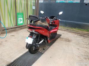 HONDA PCX 125