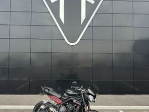 TRIUMPH STREET TRIPLE 765 R 2017 765 CM3 | MOTO ROADSTER | 40 200 KM | NOIR | 84700 SORGUES