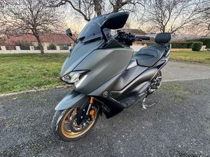 YAMAHA T-MAX 560 TECH MAX