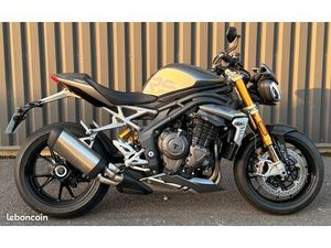 TRIUMPH SPEED TRIPLE 1200 RS MODÈLE 2021