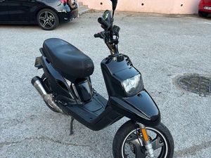 MBK BOOSTER NAKED 13P 2014