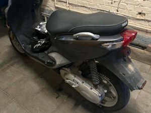 ② 2 YAMAHA'S TE KOOP