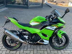 KAWASAKI NINJA 500 SE PERFORMANCE/AKRAPOVIC/ KZH+LED