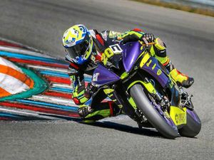 YAMAHA RJ15 RENNSTRECKE OLINS