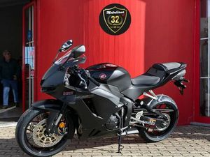 HONDA CBR 600RR - PARA ENTREGA IMEDIATA-0 KMS