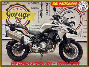 BENELLI TRK 502 BIANCO