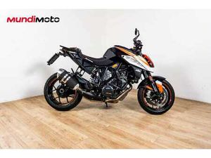 KTM 1290 SUPER DUKE R